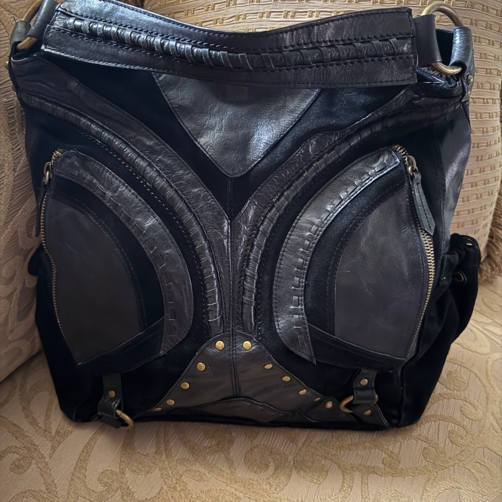 Vintage Steve madden shoulder bag.